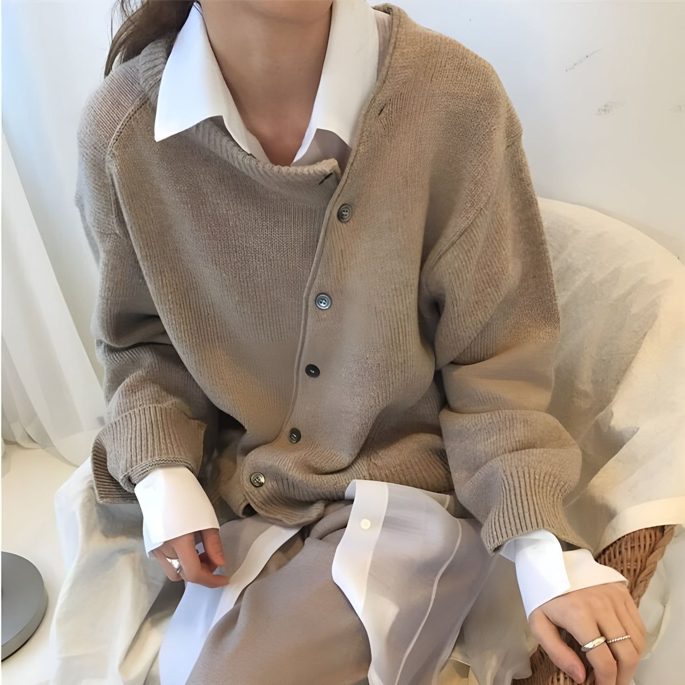 Emilia | Elegant og Allsidig Cardigan