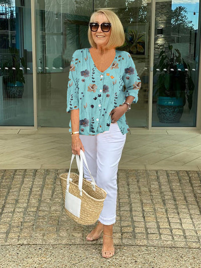 Bjørg | Blomstra bluse med avslappa eleganse